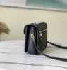 Topp Luxurys designers väska prägla blomma pochette kvinnor handväska messenger väskor äkta läder metis elegant kvinnors axel crossbody väskor 2024New