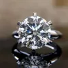 4CT Moissanite Diamond 18K White Gold Round Moissanite förlovningsring