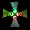 Volani da badminton 6 pezzi LED Palla da badminton Glowing Light Up Volani da badminton in nylon Palline di illuminazione colorate Sport notturni 231216