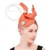 Bérets magnifiques dames chapellerie mariée fête cheveux fascinateur chapeau clips femmes fantaisie plume chapeaux de mariage accessoires bandeau