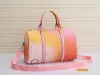 L 12 Spring Sunrise Pastel 43 cm Bote Classical Men Duffle Bag Uomini Donne in città Baglie Borsa da viaggio Baggage Borsa di grande capacità Crossbody Borse Packs