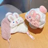 Bérets d'hiver en peluche pour bébé, bonnet de dessin animé, pompon, chapeau de bombardier, protection d'oreille pour bébé, bonnet mignon avec boucle