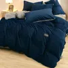 Beddengoedsets Fluwelen dekbedovertrekset met kussensloop Effen kleur Winter Warm Dik Dubbel Queensize Dekbeddekbed 220x240 231216