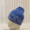 Loewee kapelusz oficjalny projektantka czapki czapki męskie kobiety zima popularna wełna ciepła dzianinowa kapelusz 01n3oe