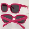 2024 saison femmes marque de mode marque lunettes de soleil de marque pour hommes femmes carré rouge acétate fibre cadre gris lentilles lunettes de soleil de style de mode moderne CE40198F