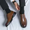 Sapatos de vestido Homens Derby Lace-up Business Black Brown Pu para com tamanho 38-46 Mens