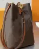 女性レザーショルダーバッグデザイナーハンドバッグ財布女性メッセンジャーバッグトートクロスボディバッグM44022 M44887バックパックファッションショッピングサッチェルバックパックブリーフケース