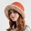 Beralar Sıcak Kış Peluş Kova Şapkası Kadınlar Kürk Balıkçı Kapağı Termal Polar Fedora Şapkaları Kadın Açık Kalın Rüzgar Geçirmez Kulak Şapkaları