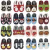 Flat shoes Soft Leather Shoes Baby Boy Girl Infant Shoe Slippers 06 months to 78 years Style First Walkers SkidProof Kids 231216