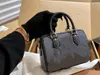 2023 New Luxury Fashion Design Cowhide Material Hardware Matching Women's Pillow Case Exquisite Fabric Casual Versatile Handheld Crossbody Bag