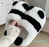 Pantoufles noir et blanc mignon panda curseur femmes fourrure moelleuse plate-forme chaussures à semelles épaisses hiver Kawai mousse à mémoire de forme maison