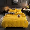 Bedding sets Coral Velvet Quilt Cover Thicken Duvet Covers Solid Color Bedding Set Keep Warm Blanket For Bed Soft Bedclothes Nordic Bedcover 231216