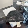 Luxuriöse Strickmütze von Loewf, Designer-Beanie-Mütze für Männer und Frauen, Motorhaube, Winter, lässig, Wolle, warme Mütze, vielseitige Kaschmir-Casual-Outdoor-Brimless-Hüte, taillierte Hüte, TA3C