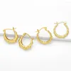 Hoopörhängen Flola Polish Gold Plated Bamboo tjocka bågar för kvinnor koppar c form geometriska huggie trendiga smycken ersv66