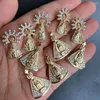 Pendentif Colliers 50pcs / lot CZ Stone Médailles religieuses Cuivre Guadalupe Grace Charms