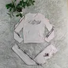 Moda Kıyafet Tracksits Designer Hoodies Taciz İki Parçalı Set İşlemeli Mektup Kazak Sıradan Pantolon Takım Jogging Sportwear Giyim