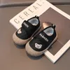 Düz ayakkabılar sonbahar bebek ayakkabıları çizgi film ayı nakış ilk yürüyüşçü toddler antislip erkek kızlar spor ayakkabılar bebek gündelik 231216