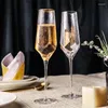 ワイングラスゴールドハンマーシャンパンゴブレット - シャンパニュグラス
