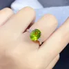 Clusterringen Natuurlijke Peridot 925 zilveren ring voor dagelijks gebruik 8 mm 10 mm VVS-kwaliteit 3ct Sieraden met 3 lagen 18K goudplating Blijf stralen