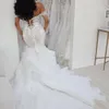 Zachęcona bride 2024 Luksusowa szyja ukochana z ramion Trąbowa suknia ślubna Ruche z rękawami
