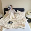 Blankets Autumn And Winter Thickened Plush Blanket Fashionable Warm Cover Air Conditioning Nap Sofa