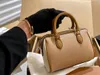 2023 New Luxury Fashion Design Cowhide Material Hardware Matching Women's Pillow Case Exquisite Fabric Casual Versatile Handheld Crossbody Bag