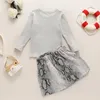 Set di abbigliamento 2 pezzi Set mezza gonna estiva da ragazza Pacchetto per bambini T-shirt a maniche lunghe a coda di pesce anca in due pezzi