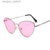 Lunettes de soleil Sexy petit Vintage oeil de chat lunettes de soleil femme Vintage rouge noir lunettes de soleil femme dames Cateyes lunettes de soleil 2018 rétro lunettesL231218