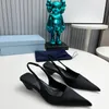 Slingback pumps dikke sandalen Hoge kwaliteit Puntteen 4cm hoge dikke blokhak Bruiloft Avondjurk schoenen dames Luxe Ontwerpers voor fabrieksschoenen met doos