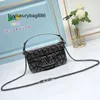 Bolsa feminina v 2023 novo diamante com bolsa de couro de bezerro portátil ombro magnético snap flip capa versátil corrente crossbody