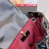 Women Designer 19 Series Backpack Bag 20x21cm Diamond Lattice Gold and Silver Matelasse Chain Strap القابلة للتعديل 5 ألوان رفرفات رفرف فاخرة. حقيبة يد الكتف