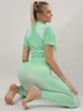 Polos femininos integração perfeita de dois esportes correndo yoga zíper frontal de manga curta topo rápido seco apertado hip lift calças conjunto