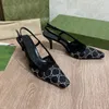 Scarpe eleganti 2023 designer Moda donna Sandali con cinturino alla caviglia Cristalli scintillanti Abito con tacco moda Scarpe da festa classiche Scarpe casual con strass per ragazza da passeggio