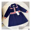 Mädchen Baby Designer Herbst und Winter klassische langärmelige Strickkleid Mode Prinzessin Größe 90-140 cm D002 Drop Lieferung Dh4Nl