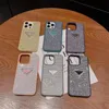 4Phoneケース豪華なグリッターiPhoneのiPhone 15 15 Plus 14 Promax 13 Bling Sparkling Rhinestone Diamond Jeweled 3D Crystal TriangleP女性カバー