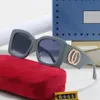 2023Sunglasses للرجال والنساء نظارات شمس كبيرة الإطار الكبير للإناث للإناث في الهواء الطلق ظلال نظارة شمسية UV400 UV Protection8441