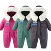 Kledingsets -30 graden Winter Baby Snowsuit Plus Fluwelen Baby Jumpsuit Jongens Overalls Warm Kinderset Waterdicht Dikker Kinderjas 1-5 jaar 231218