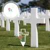 Tuindecoratie Begraafplaats Inzet Gedenkteken Grafmarkeringen Bloemen Verse bloemen siert het kruis