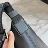 luxe handtas tas Leren pochette schoudertas designer dameshandtassen Hoge schoudertas met grote capaciteit Effen textuur Retro okseltassen Avondtasje