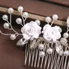 Pinces à cheveux fleurs blanches, peignes de perles faits à la main, bandeaux en strass, accessoires de mariage, bijoux de mariée pour femmes, couvre-chef