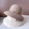Berets Moda Chapéus de Inverno Hepburn Chapéu de Balde de Lã de Alta Qualidade para Mulheres Japonesas Bacias Francesas Chapéus Branco Preto Fedora