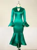 Casual Dresses Fashion Green Satin For Womenv Neck Long Flare Sleeve Boydcon Oregelbundna ruffles Mermaid Evening Cocktail Party Outfits