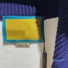 秋 /冬の編み機eカスタムディテールクルーネックコットンの新しいAOPジャキュードレターニットセーター