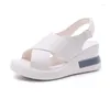 Sandaler Summer Beige Buckle Wedge High Heel Women's Shoes 42 Öppen tå Fashionabla mångsidig bekväm stor storlek 35-42