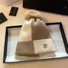 Beanie Designer قبعة متبكّمة للتصميم ، رسائل تصميم القبعة الفاخرة ، ملون ، حظر كرة الصوف