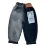 Salopette da ragazzo in velluto e jeans spessi pantaloni per bambini 2023 primavera autunno nuovi bambini alla moda pantaloni elasticizzati in cotone frescoL231114