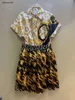 Kobiety luksusowy dwuczęściowy garnitur w kratę drukarnia T Shiria krótkie rękawy Wzór mody o wysokiej talii długa spódnica 18 11 11 11