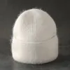 Beanieskull Caps Angora Winter Hat For Women Solid Color Real Rabbit pälsmöss Kvinna mjuk stickad motorhuv Kvinnlig varma skidskallies Beanies 231216