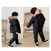 Set di abbigliamento Parka Vera pelliccia con cappuccio Ragazzo Tuta da bambino Piumino invernale Caldo Cappotto per bambini Bambino Tuta da neve Neve Bambino Ragazza Abbigliamento Set di abbigliamento 231218