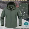 Tactical Jackets męskie wodoodporne trekking ryby polowanie na piesze turystyki wojskowe taktyczne taktyczne zewnętrzne hood hood kurtki sportowe run softshelll231218